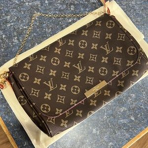 Crossbody purse